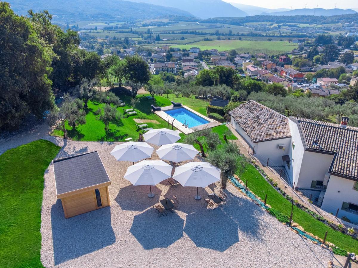 Agriturismo Maison 1933 Caprino Veronese Dış mekan fotoğraf